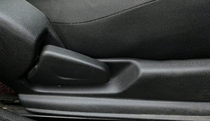 2020 Renault Kwid RXL, Petrol, Manual, 42,763 km, Driver Side Adjustment Panel
