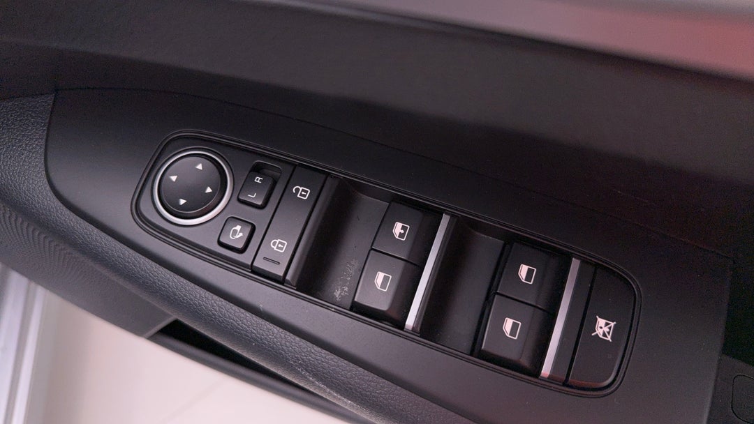 2023 Kia Cerato S Safety Pack, Automatic, 78752 km, Drivers Side Door Panel Controls