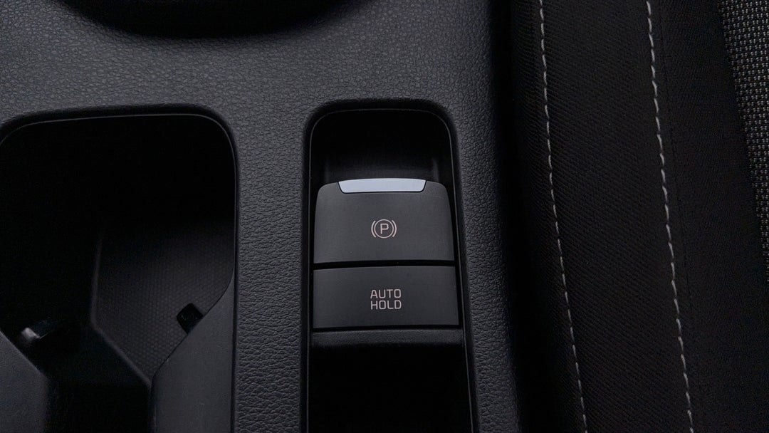 2023 Kia Cerato S Safety Pack, Automatic, 78752 km, Handbrake