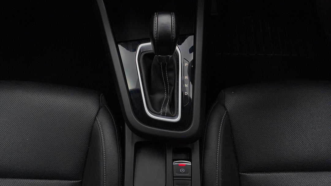 2023 Renault Arkana Zen, Automatic, 42199 km, Gear Lever 