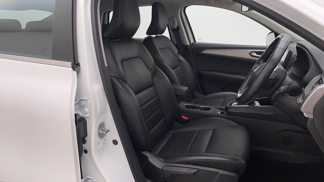 2023 Renault Arkana Zen, Automatic, 42199 km, Right Side Front Door Cabin View