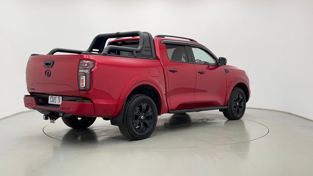 Right Back Diagonal (45- Degree) View