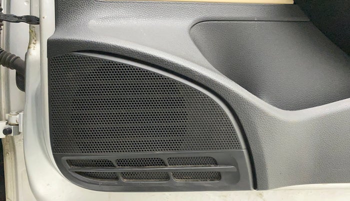 2018 Volkswagen Ameo HIGHLINE PLUS 1.0L 16 ALLOY, Petrol, Manual, 40,904 km, Speaker