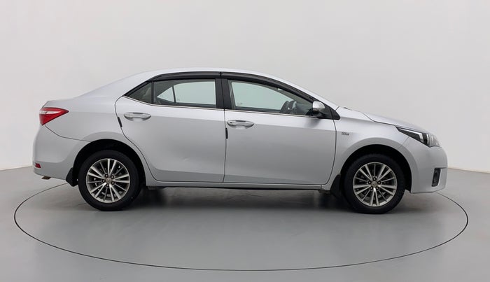 2016 Toyota Corolla Altis VL AT, Petrol, Automatic, 94,343 km, Right Side View