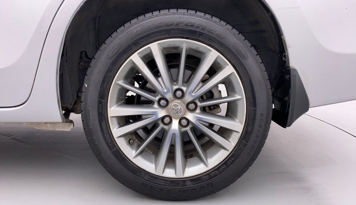 2016 Toyota Corolla Altis VL AT, Petrol, Automatic, 94,343 km, Left Rear Wheel