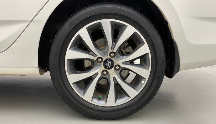2014 Hyundai Verna FLUIDIC 1.6 SX CRDI, Diesel, Manual, 82,732 km, Left Rear Wheel