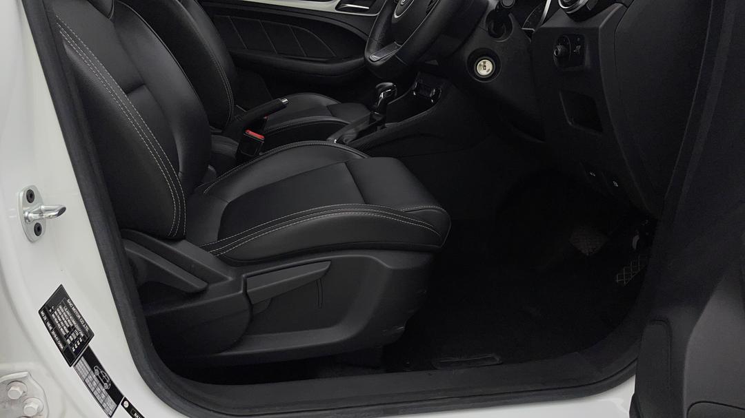 2019 MG ZS Excite Plus, Automatic, 31005 km, Drivers Side Adjustment Panel