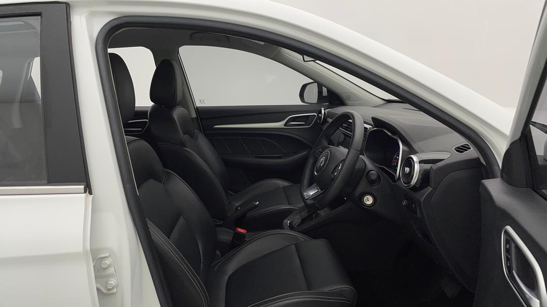 2019 MG ZS Excite Plus, Automatic, 31005 km, Right Side Front Door Cabin View