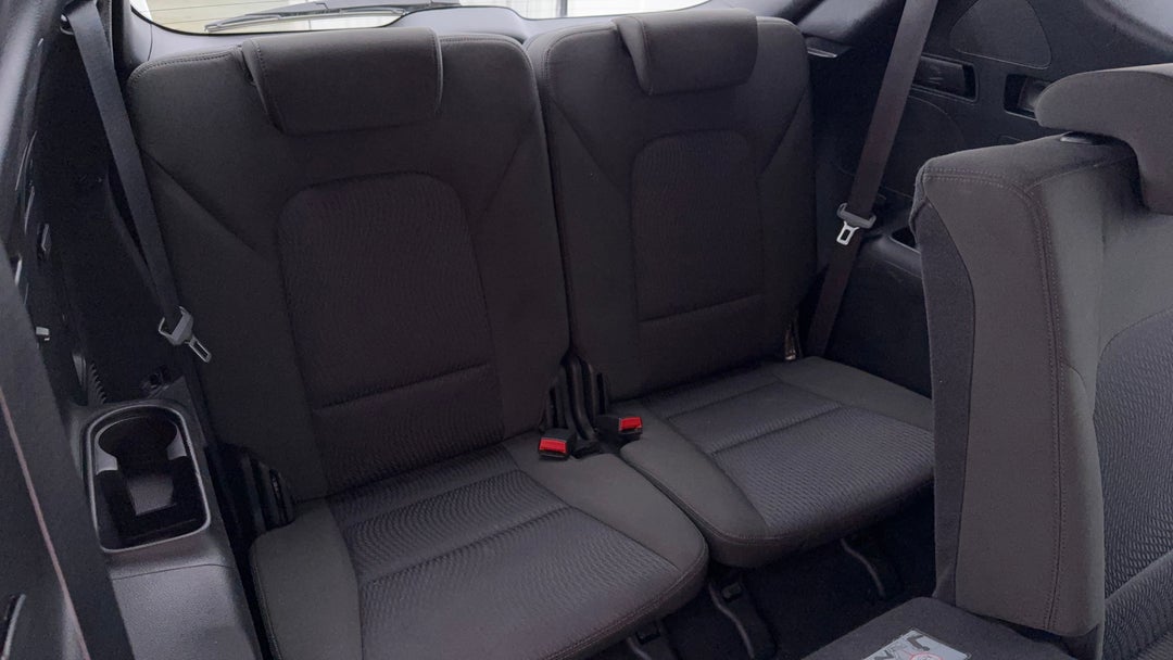 2017 Hyundai Santa Fe Active Crdi (4x4), Automatic, 122889 km, Third Row Seats