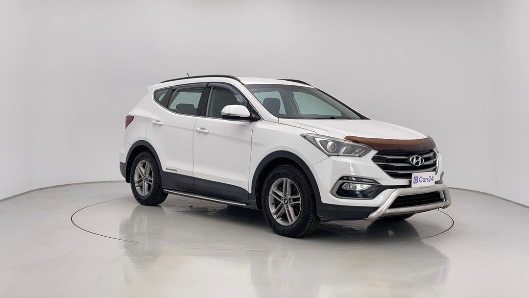 2017 Hyundai Santa Fe Active Crdi (4x4), Automatic, 122889 km, Right Front Diagonal (45- Degree) View