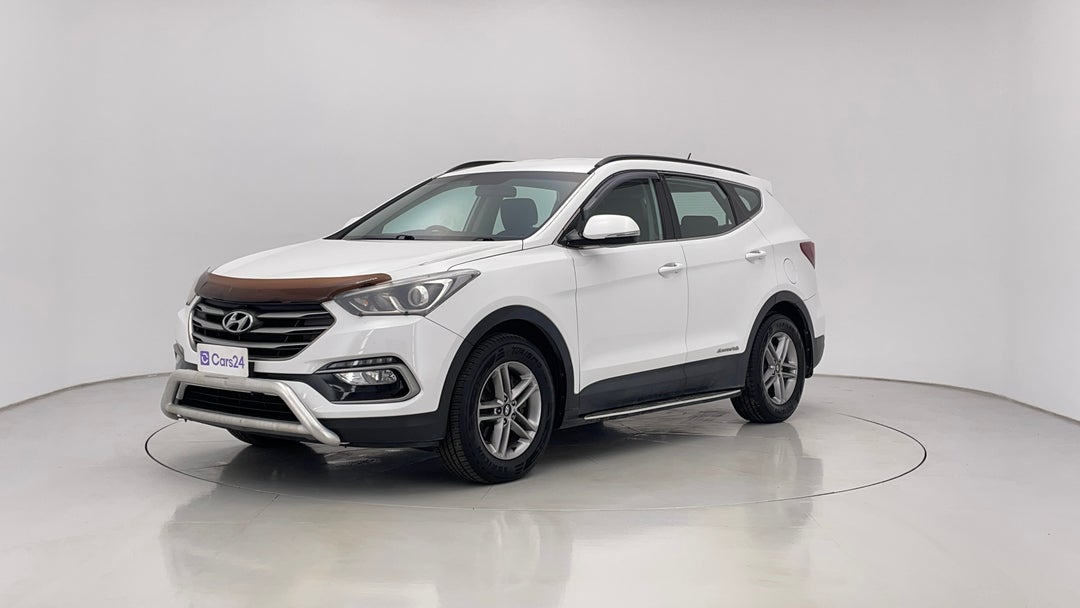2017 Hyundai Santa Fe Active Crdi (4x4), Automatic, 122889 km, Left Front Diagonal (45- Degree) View