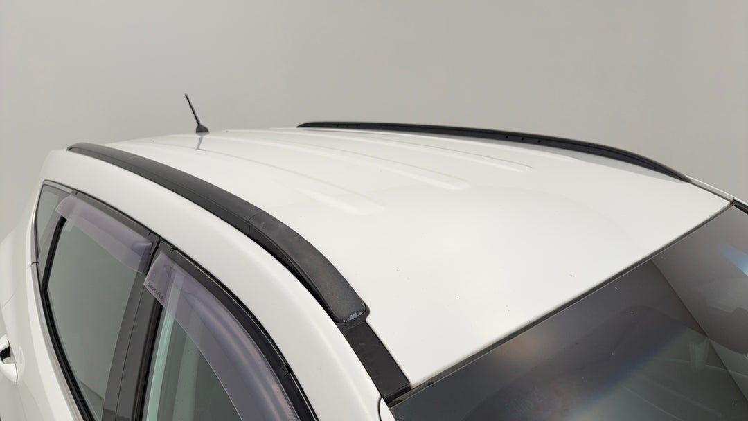 2017 Hyundai Santa Fe Active Crdi (4x4), Automatic, 122889 km, Roof/Sunroof View