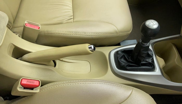 2011 Honda City S MT PETROL, Petrol, Manual, 52,929 km, Gear Lever
