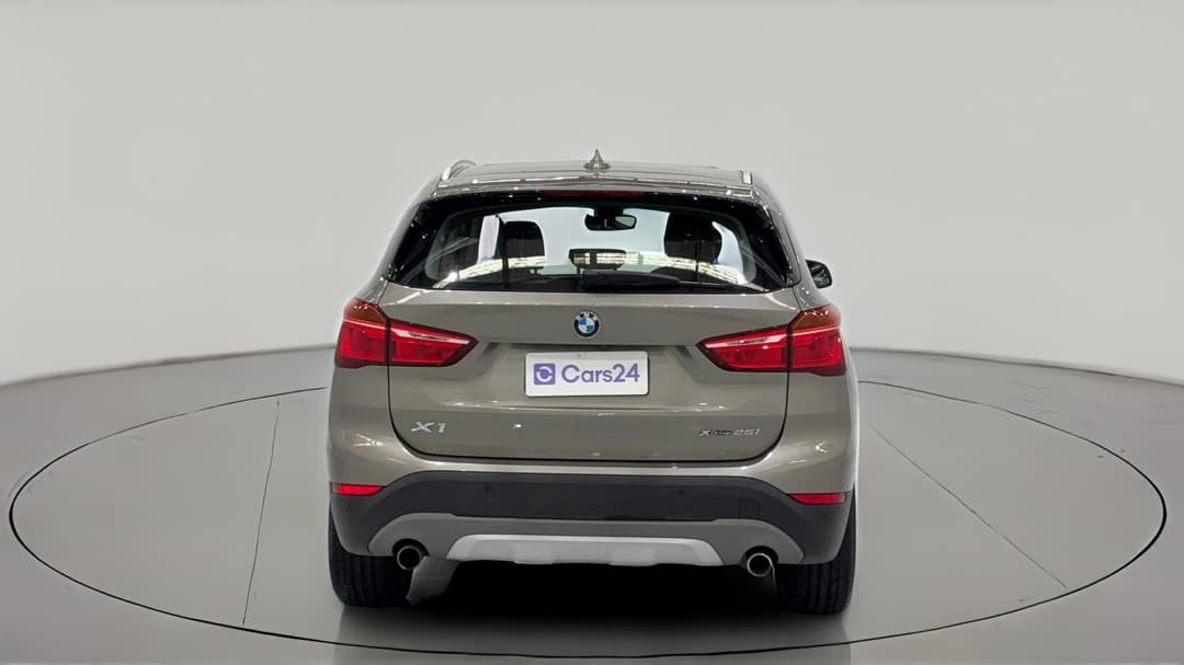 2018 BMW X1 xDrive 25i, Automatic, 68458 km, Back/Rear View