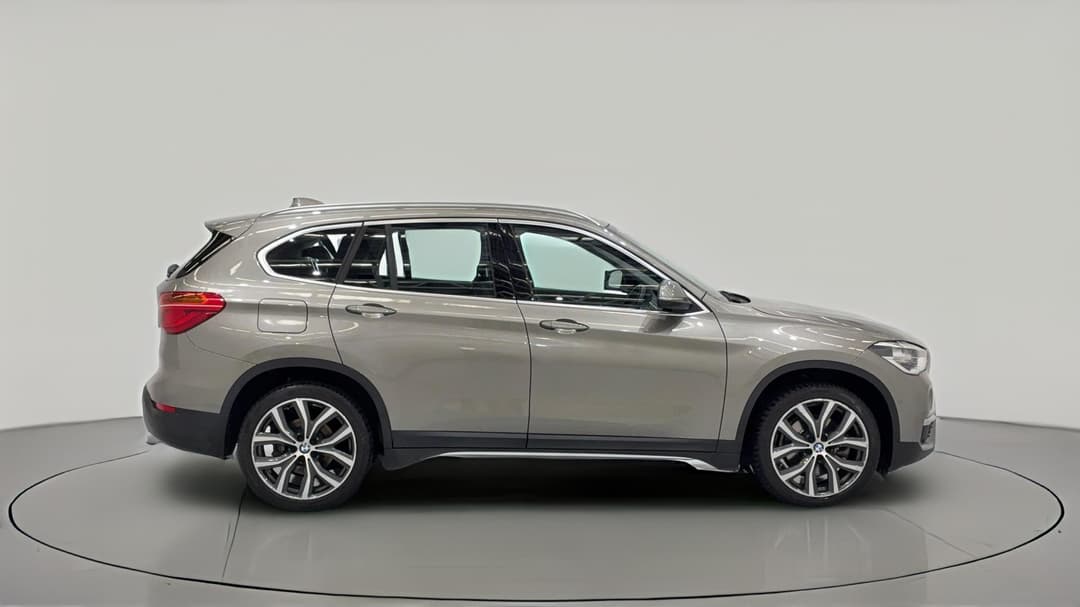 2018 BMW X1 xDrive 25i, Automatic, 68458 km, Right Side View