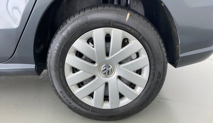 2016 Volkswagen Ameo COMFORTLINE 1.2, Petrol, Manual, 59,967 km, Left Rear Wheel