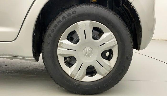 2011 Maruti Swift VXI, Petrol, Manual, 28,492 km, Left Rear Wheel
