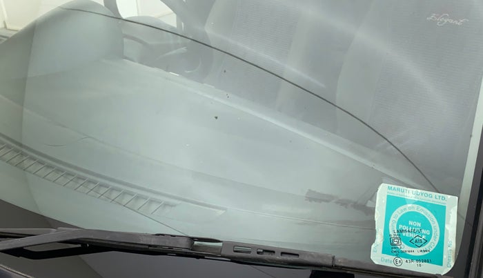 2011 Maruti Swift VXI, Petrol, Manual, 28,492 km, Front windshield - Minor spot on windshield