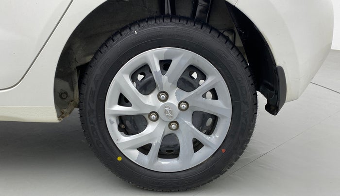 2017 Hyundai Grand i10 MAGNA 1.2 KAPPA VTVT, Petrol, Manual, 28,388 km, Left Rear Wheel