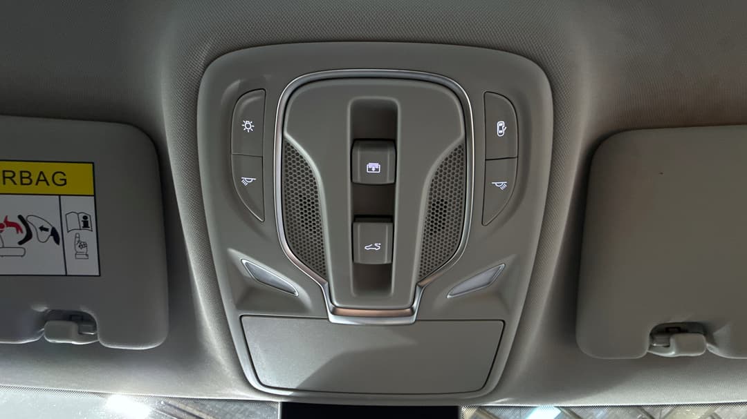 2022 MG ZS EV Essence, Automatic, 23763 km, On-Roof Controls/Sunglass holder