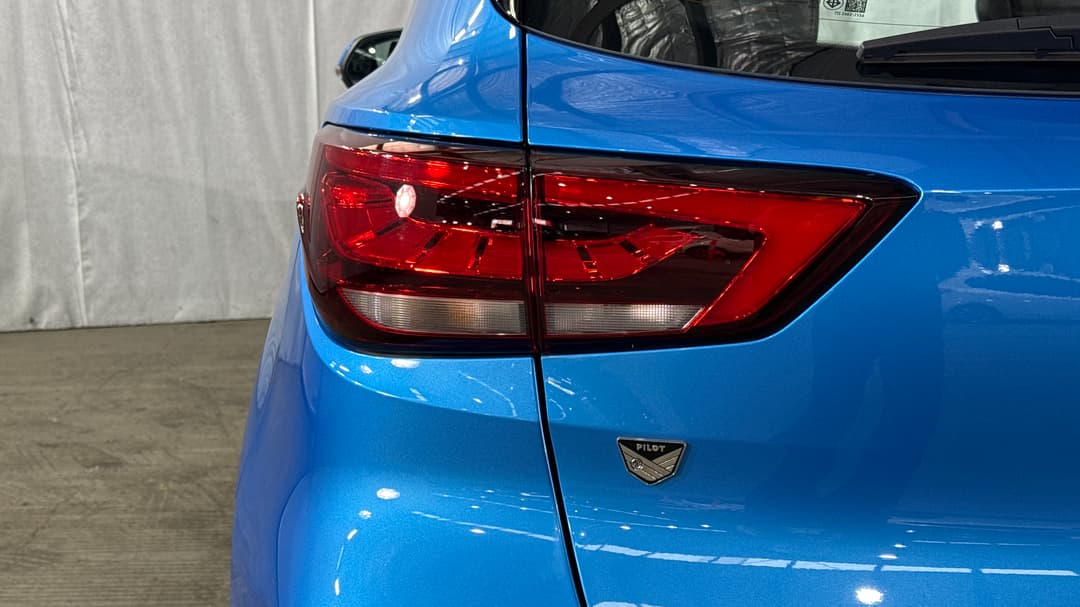 2022 MG ZS EV Essence, Automatic, 23763 km, Badge (Boot Left Side)