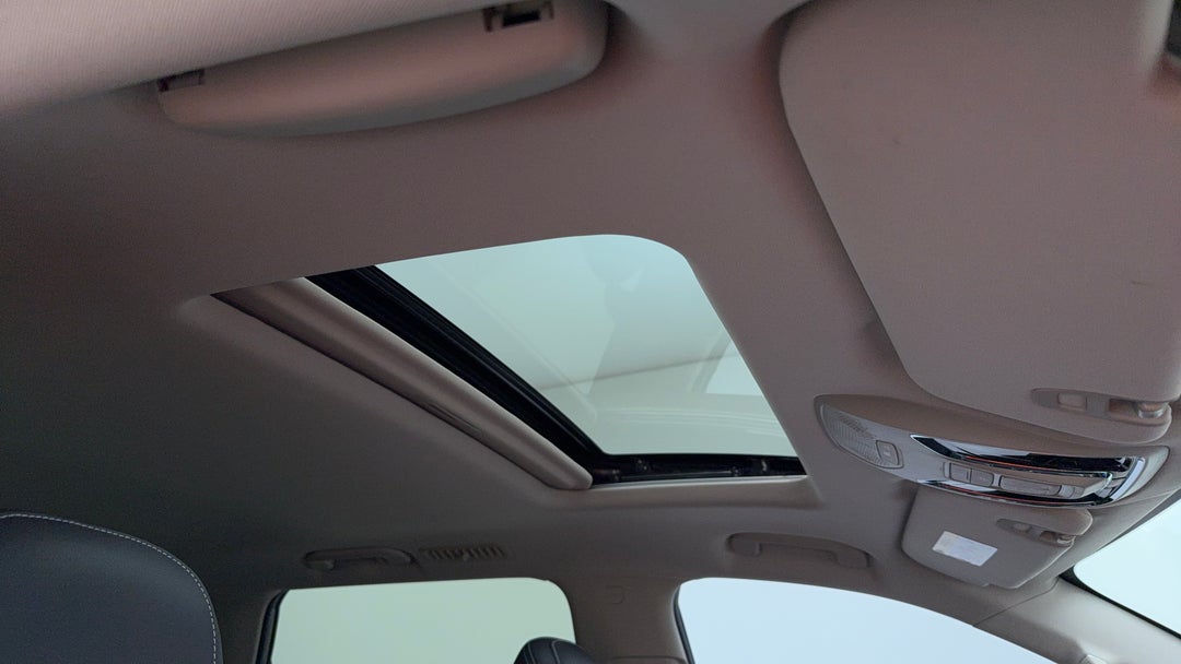 Interior Sunroof/Moonroof