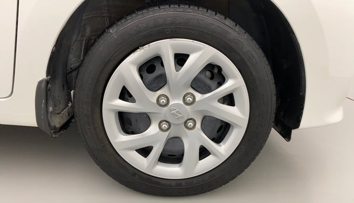 2018 Hyundai Grand i10 SPORTZ O 1.2, Petrol, Manual, 29,651 km, Right Front Wheel