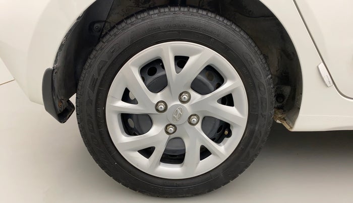 2018 Hyundai Grand i10 SPORTZ O 1.2, Petrol, Manual, 29,651 km, Right Rear Wheel