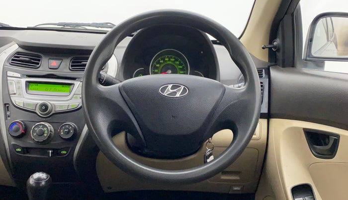 2012 Hyundai Eon MAGNA +, Petrol, Manual, 1,43,170 km, Steering Wheel Close Up