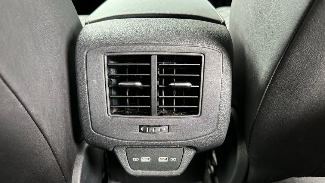 Rear A/C Vent