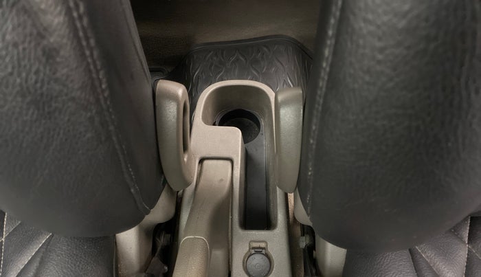 2010 Hyundai i10 SPORTZ 1.2, Petrol, Manual, 91,694 km, Driver Side Adjustment Panel