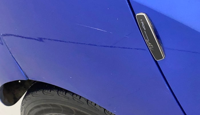 2015 Hyundai Eon ERA +, Petrol, Manual, 98,204 km, Right quarter panel - Minor scratches