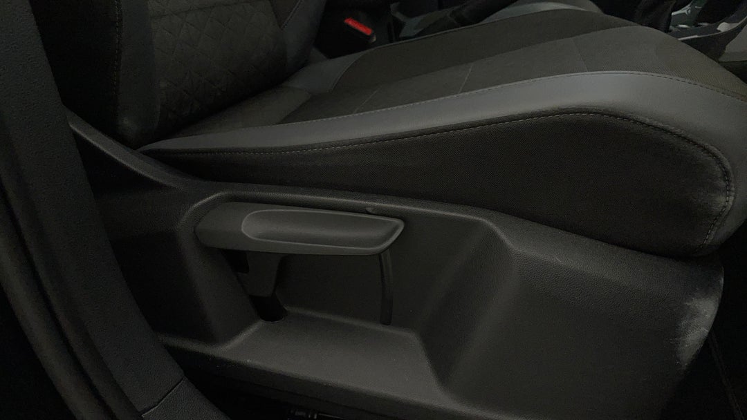 2021 Volkswagen T-cross 85tsi Style, Automatic, 56159 km, Drivers Side Adjustment Panel