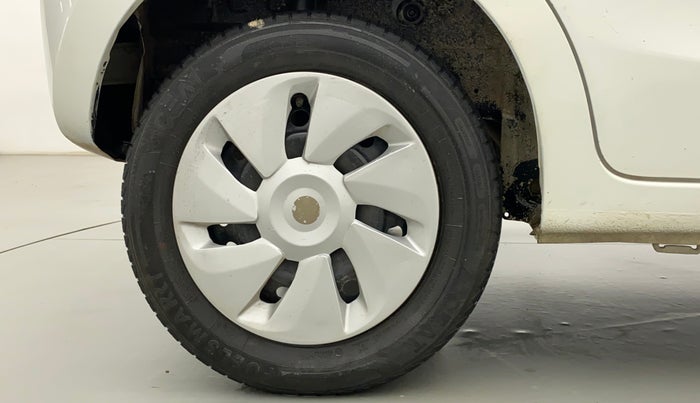 2015 Maruti Celerio VXI AMT, CNG, Automatic, 96,295 km, Right Rear Wheel