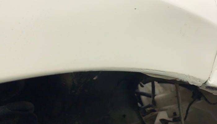 2015 Maruti Celerio VXI AMT, CNG, Automatic, 96,295 km, Right fender - Lining missing