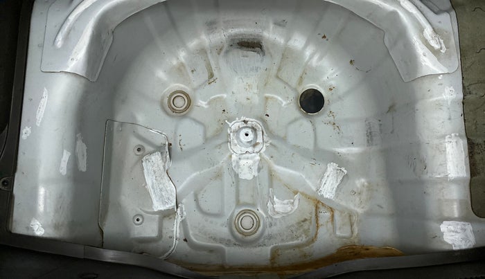 2011 Hyundai i10 ERA 1.1 IRDE, Petrol, Manual, 41,444 km, Boot floor - Slight discoloration