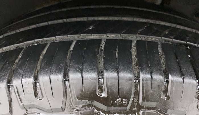 2018 Hyundai Tucson GLS 4WD AT DIESEL, Diesel, Automatic, 76,565 km, Left Rear Tyre Tread