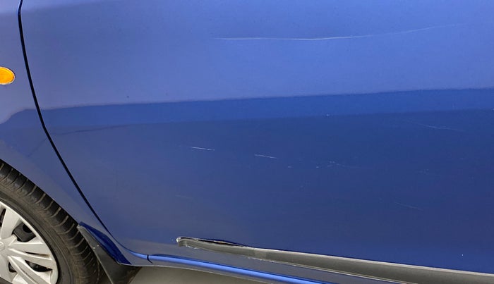 2016 Datsun Go T, Petrol, Manual, 35,803 km, Front passenger door - Slightly dented