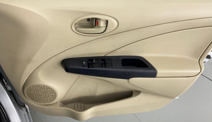 2017 Toyota Etios GX, Petrol, Manual, 25,915 km, Driver Side Door Panels Control