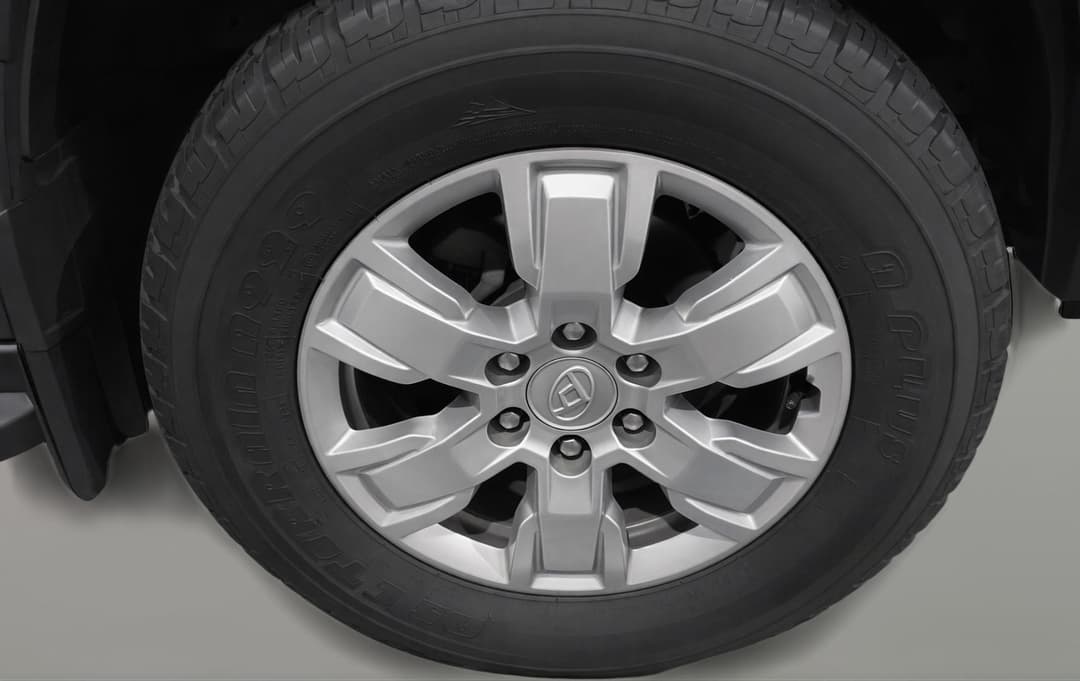 2020 LDV T60 Pro (4x4), Automatic, 82242 km, Right Front Wheel