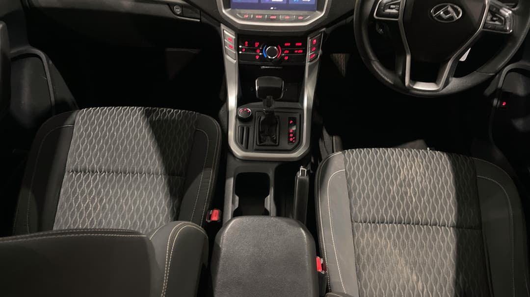 2020 LDV T60 Pro (4x4), Automatic, 82242 km, Center Console