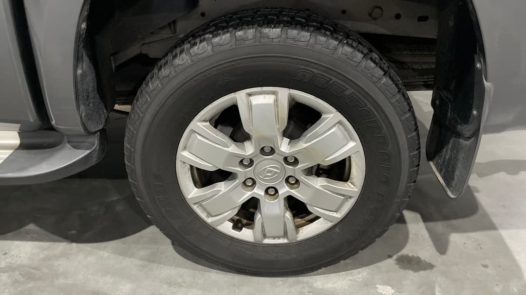 2020 LDV T60 Pro (4x4), Automatic, 82242 km, Left Rear Wheel