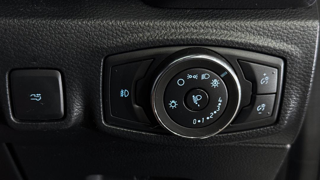 2021 Ford Ranger Wildtrak 2.0 (4x4), Automatic, 102829 km, Utility Switches/Buttons
