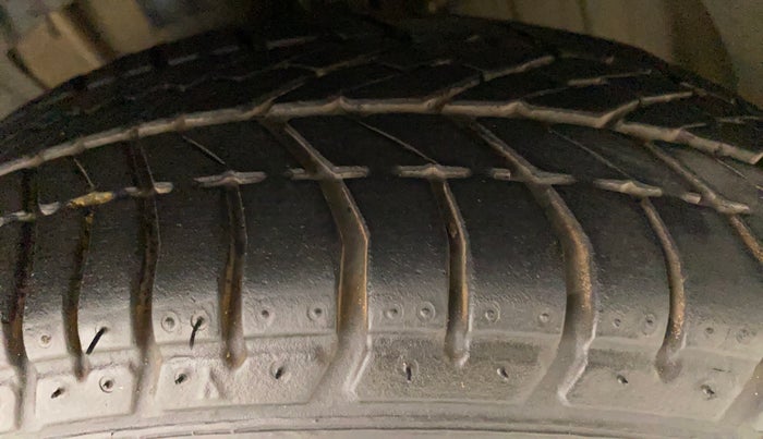 2019 Tata TIAGO NRG PETROL, Petrol, Manual, 61,413 km, Right Front Tyre Tread