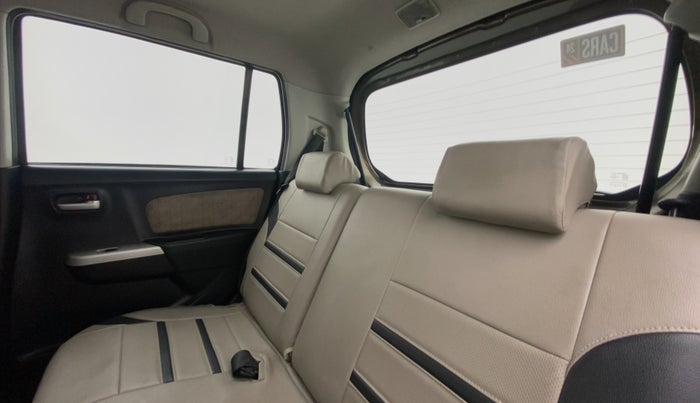2013 Maruti Wagon R 1.0 VXI, Petrol, Manual, 1,23,745 km, Right Side Rear Door Cabin