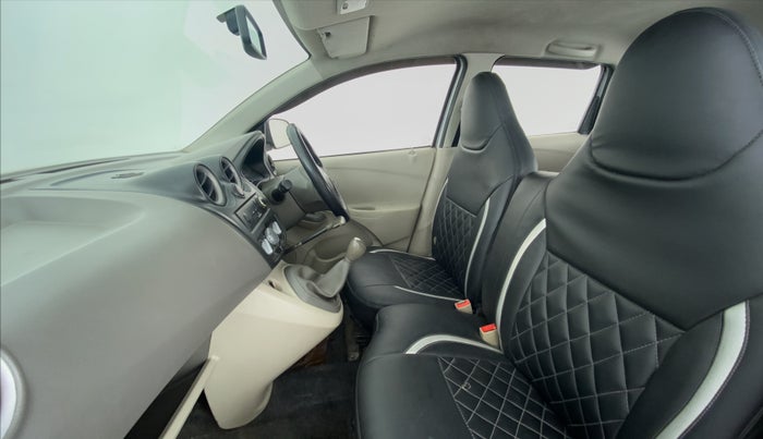 2015 Datsun Go T, Petrol, Manual, 58,481 km, Right Side Front Door Cabin