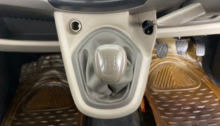2015 Datsun Go T, Petrol, Manual, 58,481 km, Gear Lever