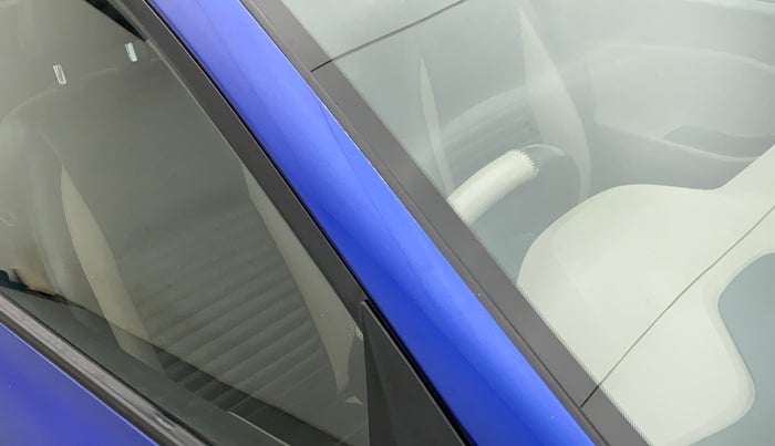 2015 Hyundai Elite i20 SPORTZ 1.2, Petrol, Manual, 92,846 km, Right A pillar - Paint is slightly faded