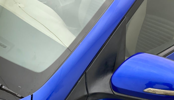 2015 Hyundai Elite i20 SPORTZ 1.2, Petrol, Manual, 92,846 km, Left A pillar - Paint is slightly faded