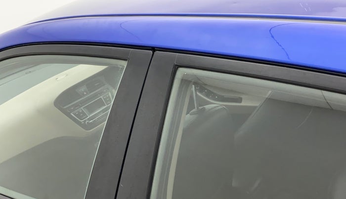 2015 Hyundai Elite i20 SPORTZ 1.2, Petrol, Manual, 92,846 km, Left B pillar - Minor scratches